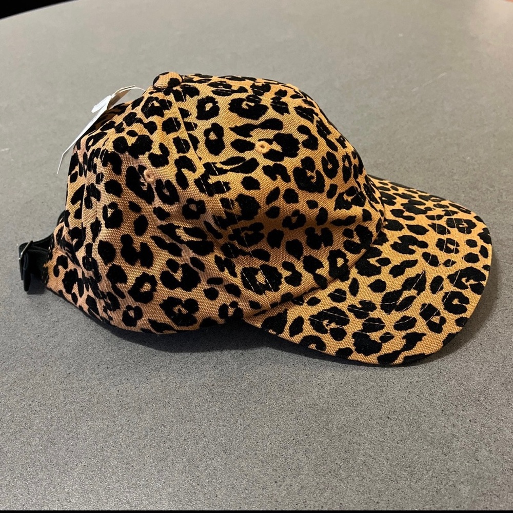 Hat Cap VANS leopard print GLAZIER